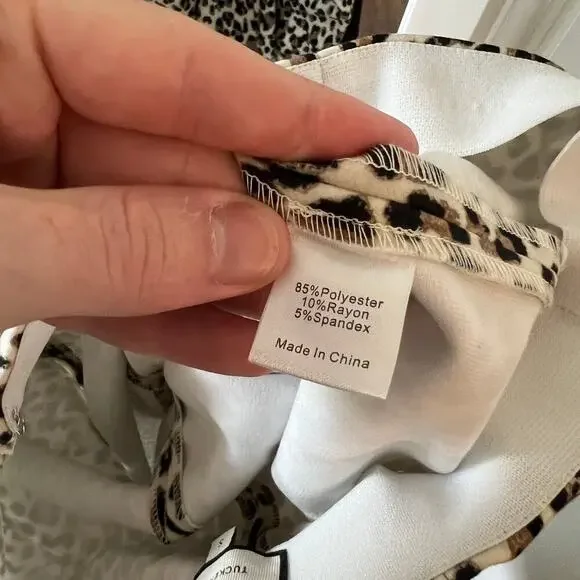 B137 Tuckernuck Ashford Pull On Pants Size Small Color Cream Brown - Picture 6 of 6